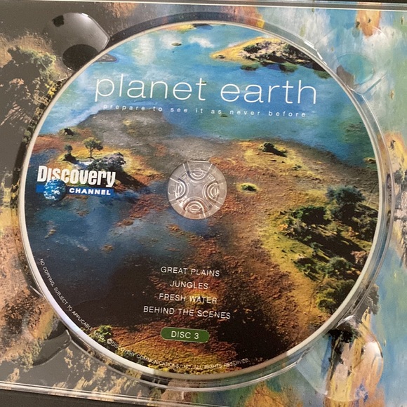 Discovery Channel Planet Earth - 5 DVD Collectors Edition - Picture 6 of 12